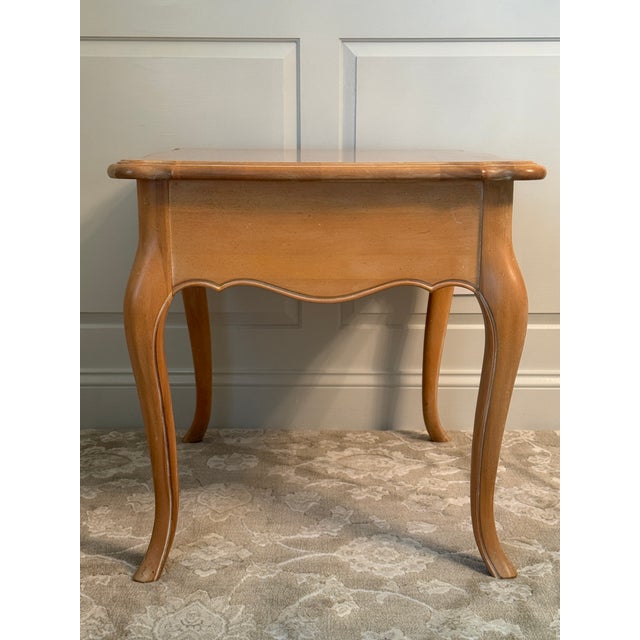 1990s Ethan Allen Country French Side Table Birchwood W/Maker's Mark For Sale - Image 15 of 16