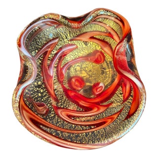 Mid-Century Murano Style Glass Bowl Featuring Gold Flakes and Red and White Swirls For Sale