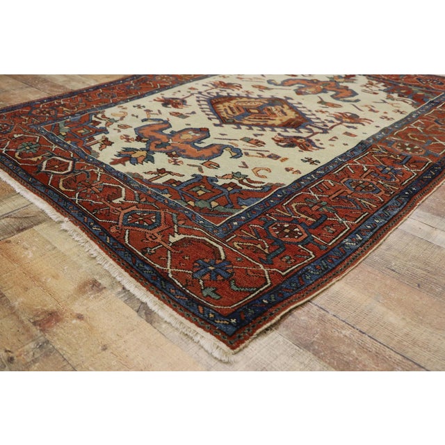 Antique Persian Serapi Rug - 04'07 X 05'09 For Sale In Dallas - Image 6 of 9