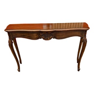 Vintage French Country Louis XV Style Walnut Hall Console Sofa Table by Thomasville For Sale