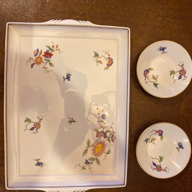 White Late 20th Century Richard Ginori Italy Floral Porcelain Tea Service Set With Tray, Sugar, Creamer & Saucers - Set of 6 For Sale - Image 8 of 12
