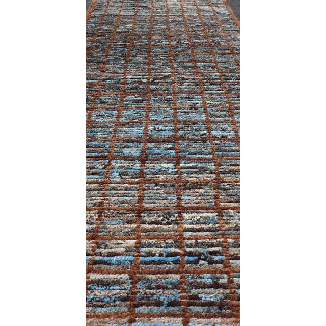 Early 21st Century Keivan Woven Arts Modern Runner in Distressed Moroccan Squared Design With Blue For Sale - Image 5 of 11