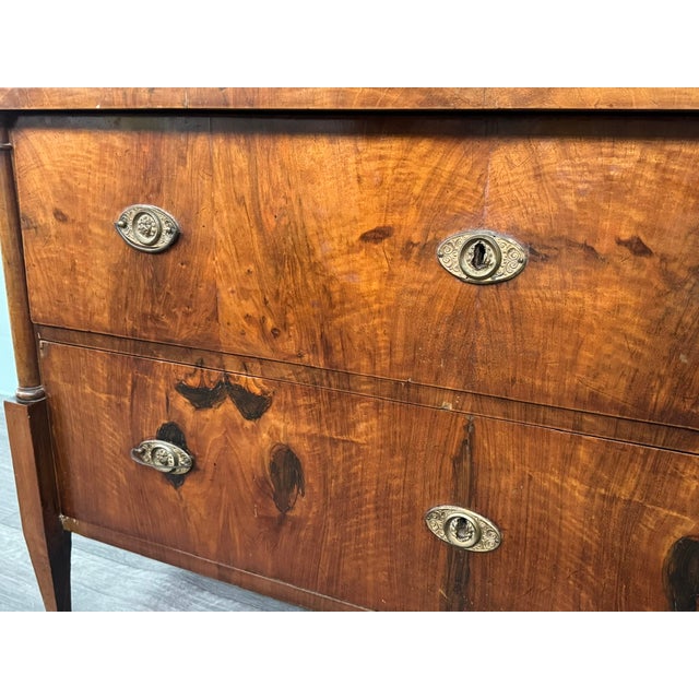 Antique Mid-19th Century Biedermeier Walnut Chest of Drawers, Germany For Sale - Image 11 of 18