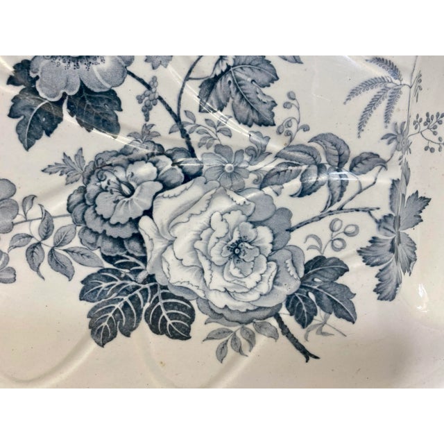 English Huge Antique 19th Century Francis Morley & Co Ermine Border Floral Pattern Footed Serving Platter With Juice Well - Made in England For Sale - Image 3 of 12