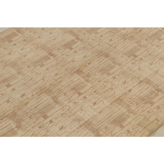 1980s 1960s Distressed Art Deco Rug in All Over Beige-Brown Geometric Pattern For Sale - Image 5 of 8