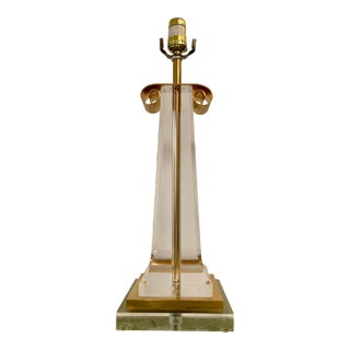 Les Arcades Vintage Lucite Gold Plated Table Lamp For Sale