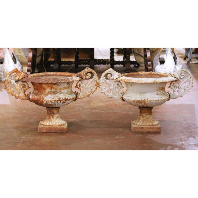 French Pair of Early 20th Century French Painted Iron Chambord Garden Urn Planters For Sale - Image 3 of 13