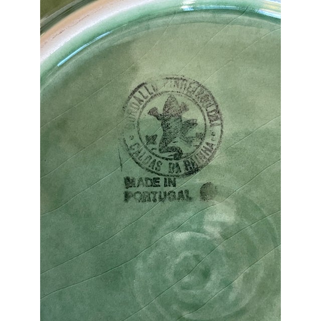 1970s Bordallo Pinheiro Vine Leaves Platter + 5 Salad Plates For Sale In Miami - Image 6 of 6