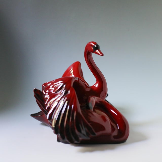 Oxblood Red Vintage Royal Doulton “Nestling Down” Flambé Swan Sculpture Hn3538 For Sale - Image 8 of 17