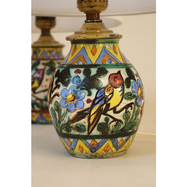Blue 1960s Majolica Italy Hand Painted Bird Ceramic Pottery Boudoir Table Lamps - a Pair For Sale - Image 8 of 15