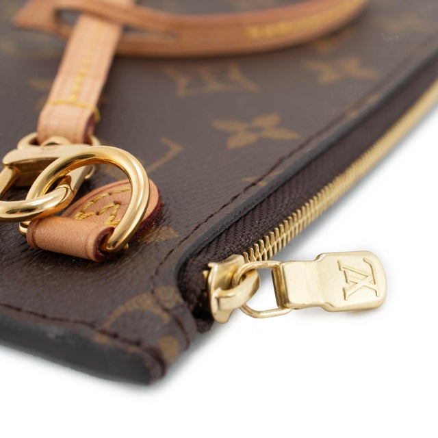 Brown Louis Vuitton Neverfull Monogram Canvas Gold-Tone Hardware Wristlet Bag For Sale - Image 8 of 11