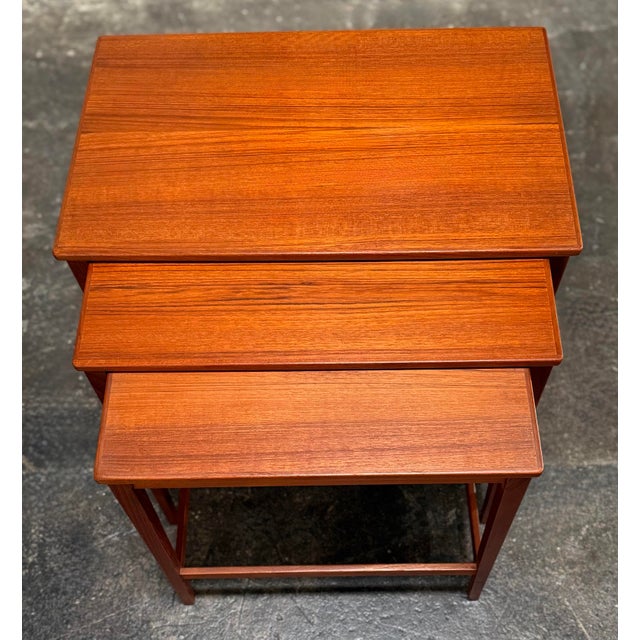 Set of Three Mid-Century Modern Teak Nesting Tables by Svante Skogh for Seffle, Sweden C. 1960s For Sale In Atlanta - Image 6 of 11