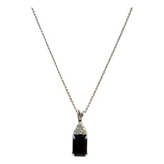 2 Carat Green Tourmaline & Diamond Pendant / Necklace 14 Karat White Gold, 16"l For Sale