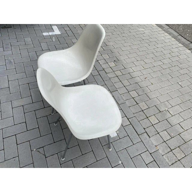 Cream Vintage Chairs by Charles & Ray Eames for Herman Miller, 1960s, Set of 2 For Sale - Image 8 of 18