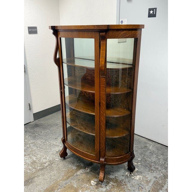 Wood Victorian Quarter-Sawn Tiger Oak Curved Glass Curio, Antique For Sale - Image 7 of 12