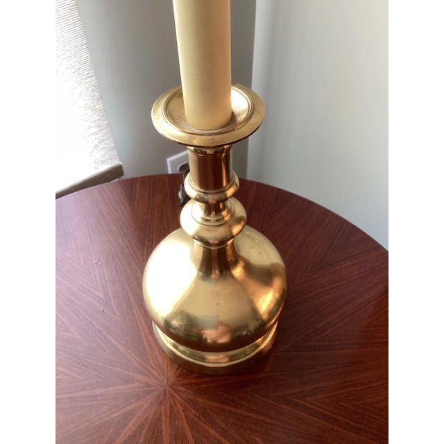 1960s Extra Tall Brass Stiffel Style Buffet Lamp With Linen Drum Shade For Sale In Atlanta - Image 6 of 7