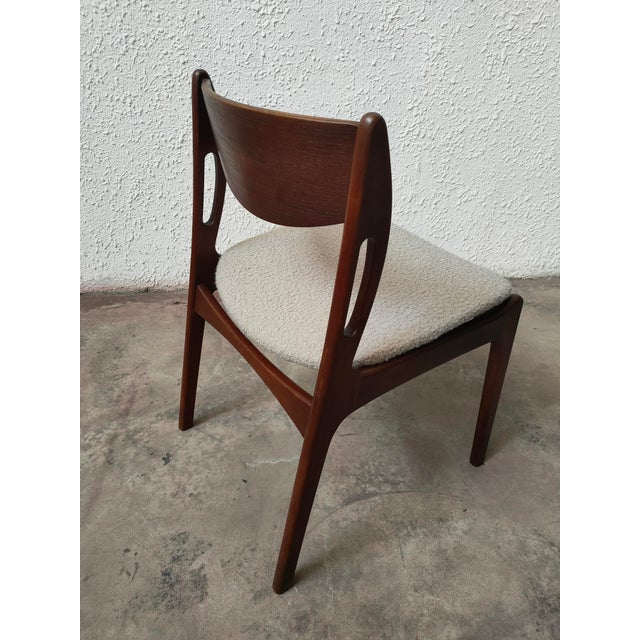 Mid-Century Modern Mid-Century Modern Danish Chair in Boucle, 1970 For Sale - Image 3 of 8