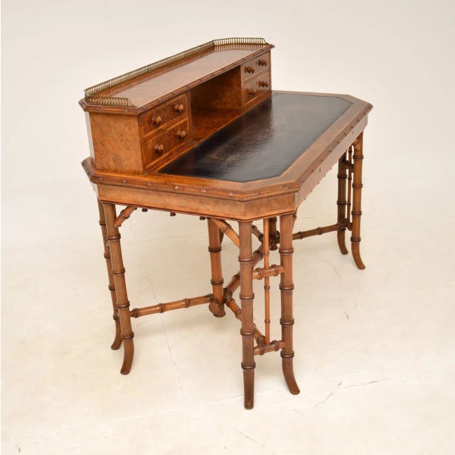 Burr Walnut Writing Desk from Howard & Sons, 1860s For Sale - Image 4 of 15