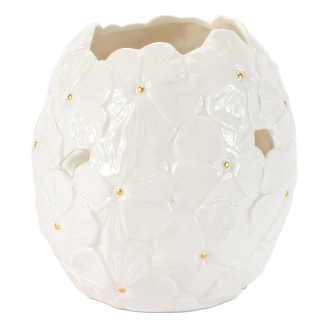 White Floral Embossed Ceramic Vase (Set of 2) For Sale
