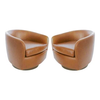 Sycamore-colored Tilt Swivel Club Lounge Chairs by Milo Baughman - A Pair For Sale
