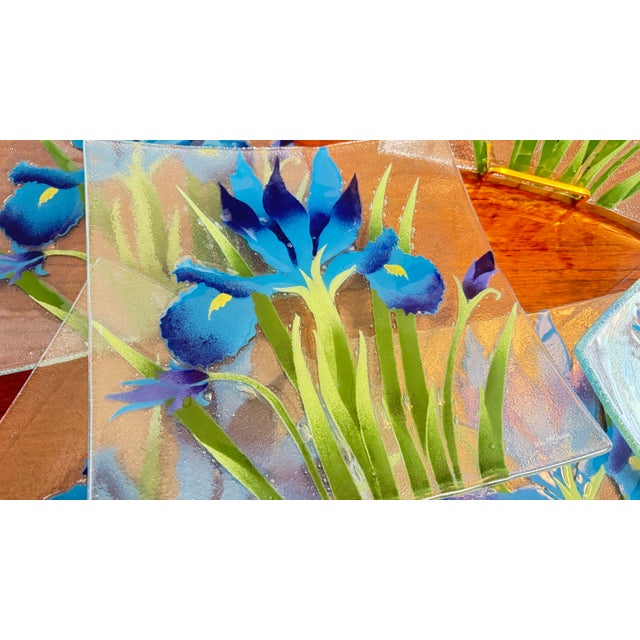 1970s Floral Iris Art Glass Dinner Plates, Signed Wm McGrath, 9 Piece For Sale In San Diego - Image 6 of 14