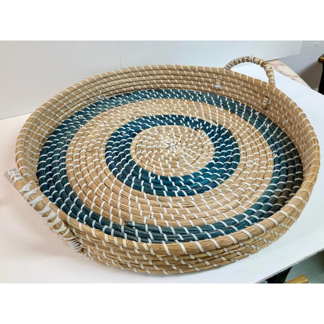 2010s Round Ratan Natural and Blue Tray With Handles For Sale - Image 5 of 10