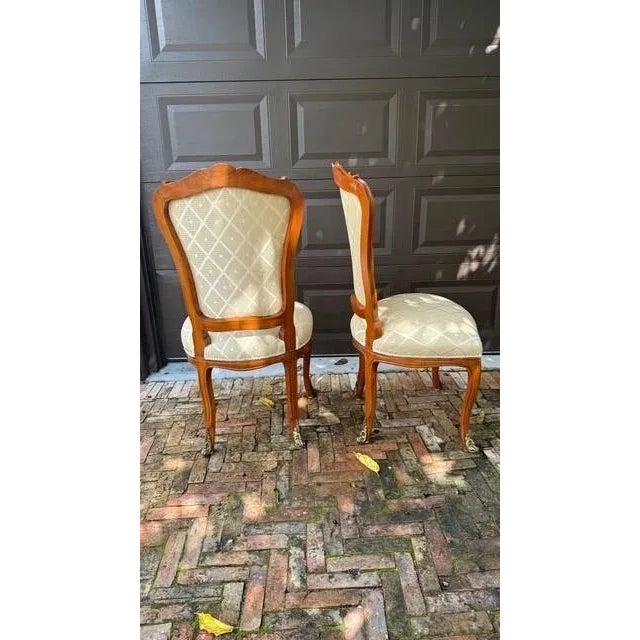 Late 20th Century Late 20th Century Louis XV-Style Dining Chairs by La Maison Élégante Pour Les Meubles Français- Set of 6 For Sale - Image 5 of 17