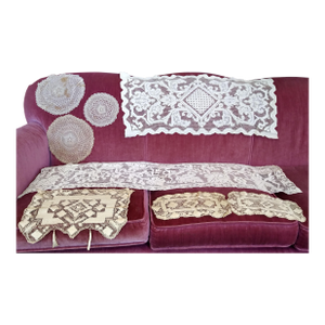 Lace, Doilies and Bureau Runners