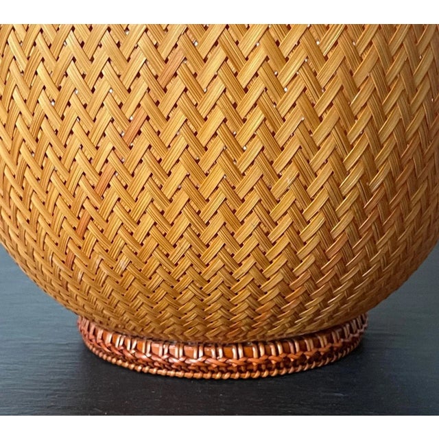 Japanese Woven Bamboo Ikebana Hatakeyama Seido For Sale - Image 11 of 13