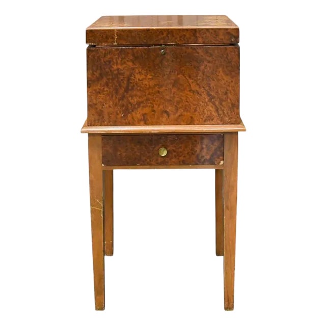 Mid 20th Century Vintage Wood Copper-Lined Humidor For Sale