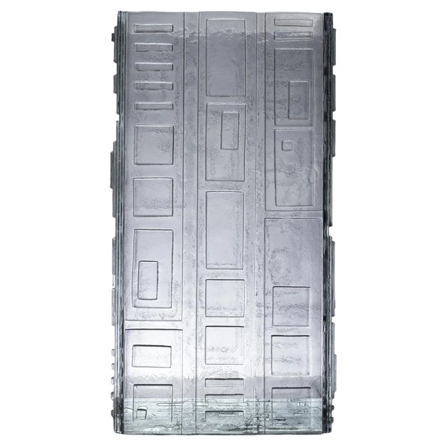 Analogic Sci-Fi Grey Vase by Mut Design For Sale