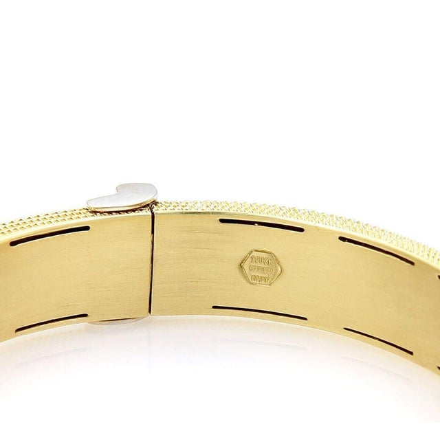Roberto Coin 18k Two Tone Gold Diamond Wide Textured Bangle Bracelet For Sale In Miami - Image 6 of 6