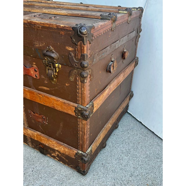 1910s Antique C. W. Weeks Steamer Trunk With Original Key, Circa 1910 For Sale - Image 5 of 11