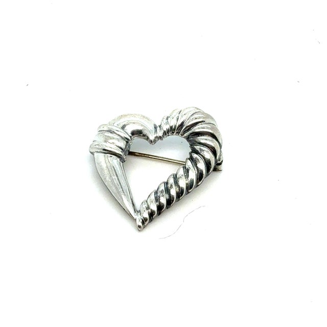 Authentic Tiffany & Co Heart Brooch Pin Sterling Silver Estate TIF970 TRUSTED SELLER SINCE 2002 PLEASE SEE OUR HUNDREDS OF...