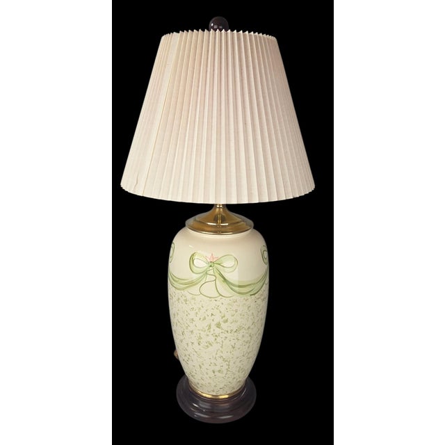 Vintage Wildwood Crackle Glaze Ceramic Urn Table Lamp With Ribbon Swag Motif For Sale - Image 10 of 10
