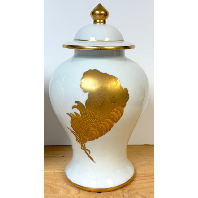 Ceramic Pair Maison Jansen Style Porcelaine de Paris Covered Urns Gilt Feather Motif For Sale - Image 7 of 18