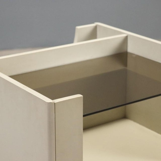 White Lacquered Wood Nightstand, 1970s For Sale - Image 3 of 10
