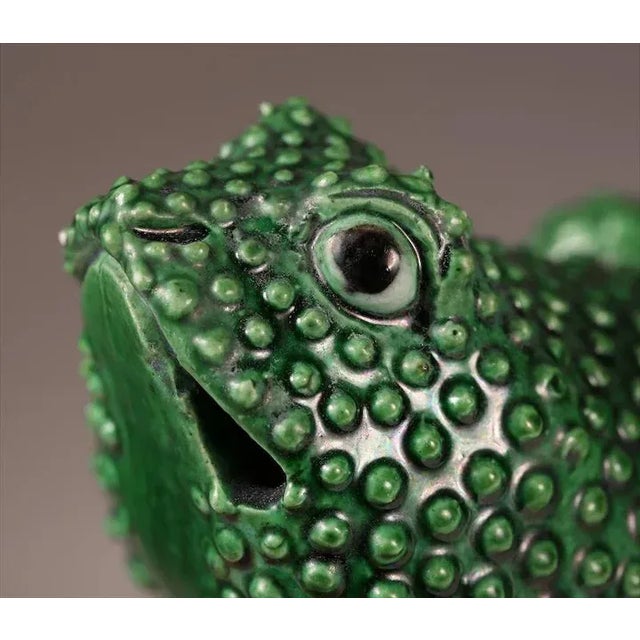 19th Century Chinese Porcelain Famille Verte Glazed Frog Figure For Sale - Image 9 of 11