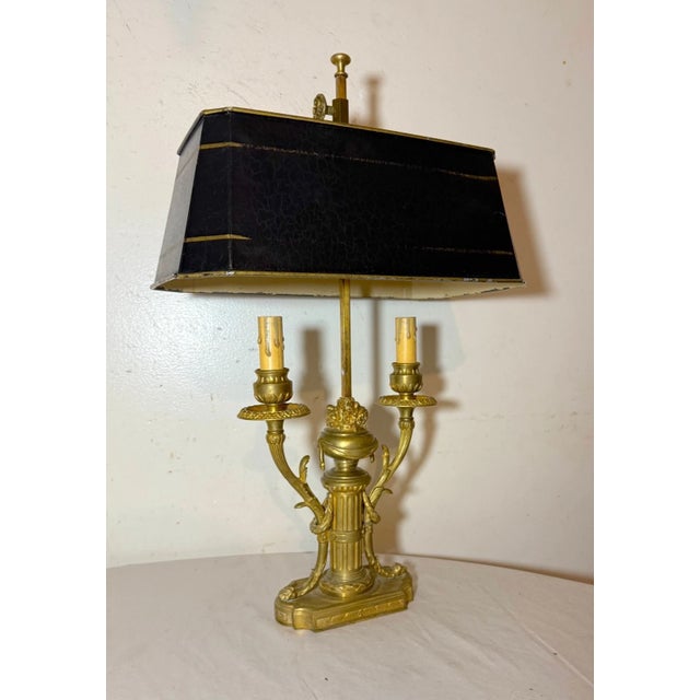 French Antique Ornate Dore Bronze Toleware 2 Arm French Bouilotte Electric Table Lamp For Sale - Image 3 of 17