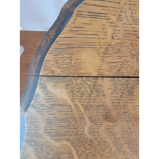 Early 20th-Century Oak Round Parlor Table With Barley-Twist Legs For Sale - Image 9 of 11