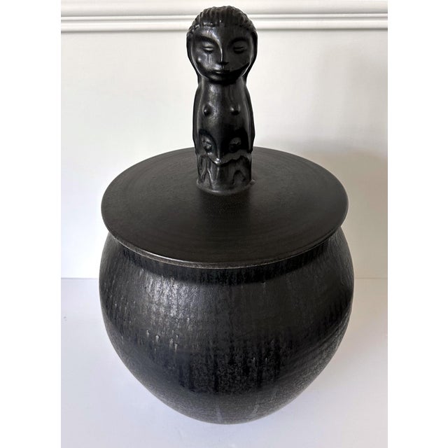 Black Large Early Unique Glazed and Sculpted Ceramic Vessel Mary and Edwin Scheier For Sale - Image 8 of 14