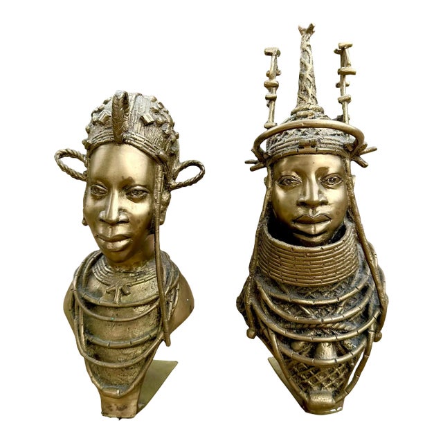1914 Benin Oba and His Queen Cast Bronzes, Nigeria West Africa Bust Pair For Sale
