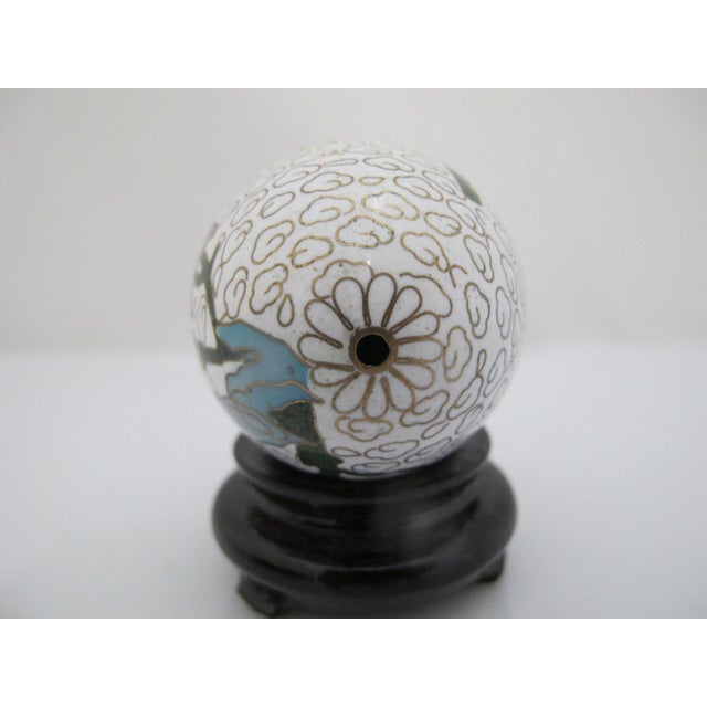 Metal Chinese Cloisonne White Hand Painted Enamel Bird & Lotus in Clouds Egg With Stand For Sale - Image 7 of 8