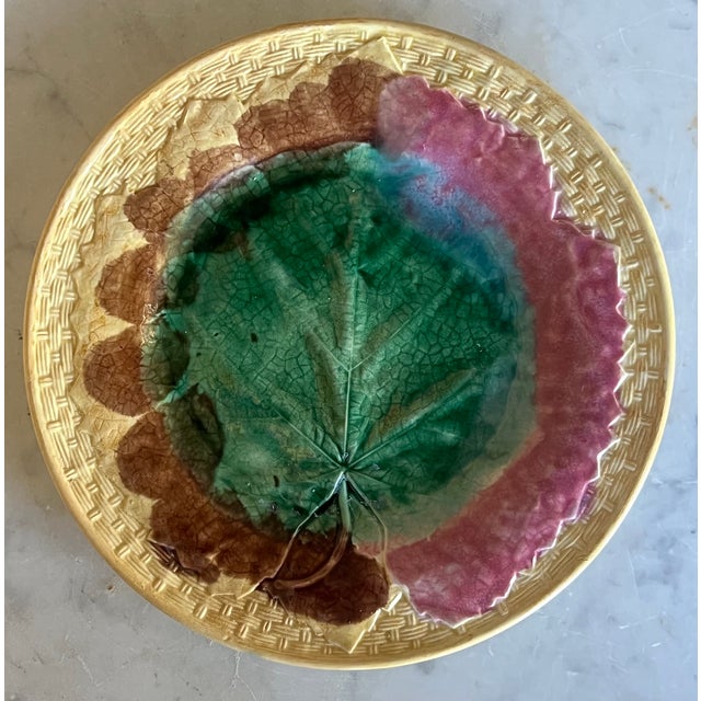 Griffin Smith & Hill Maple Leaf Etruscan Majolica Plate For Sale In San Francisco - Image 6 of 8