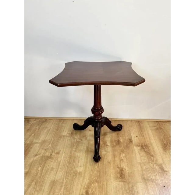 Victorian Mahogany Lamp Table, 1860s For Sale - Image 3 of 9