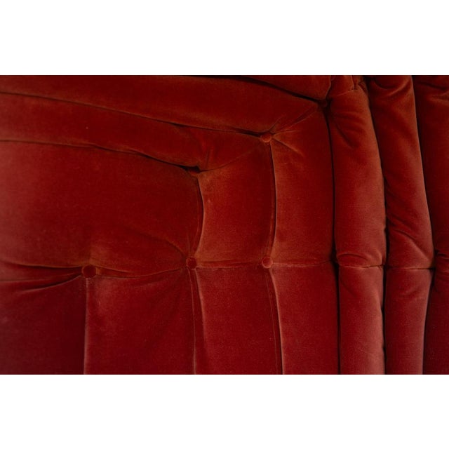 Vintage Two-Seat Togo Sofa with Arms in Burgundy Velvet by Michel Ducaroy for Ligne Roset, 1970s For Sale - Image 8 of 18