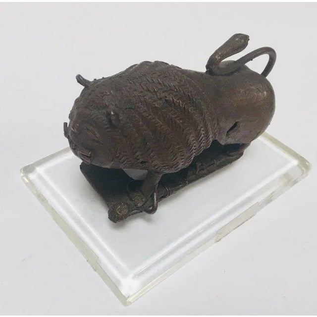 Antique Seljuk-Style Islamic Cast Bronze Lion With Prey Figure, Circa 1900 For Sale - Image 13 of 13