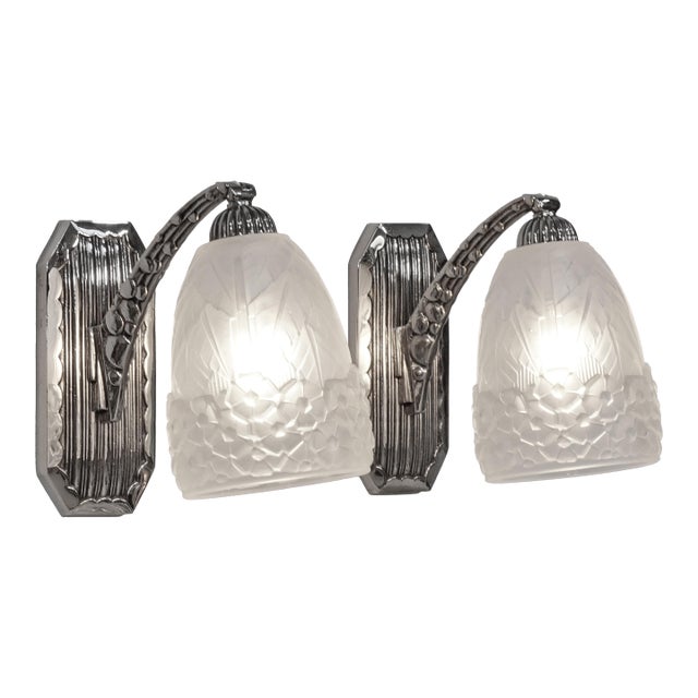 French Art Deco Wall Sconces by Hettier & Vincent 1930 France - A Pair For Sale