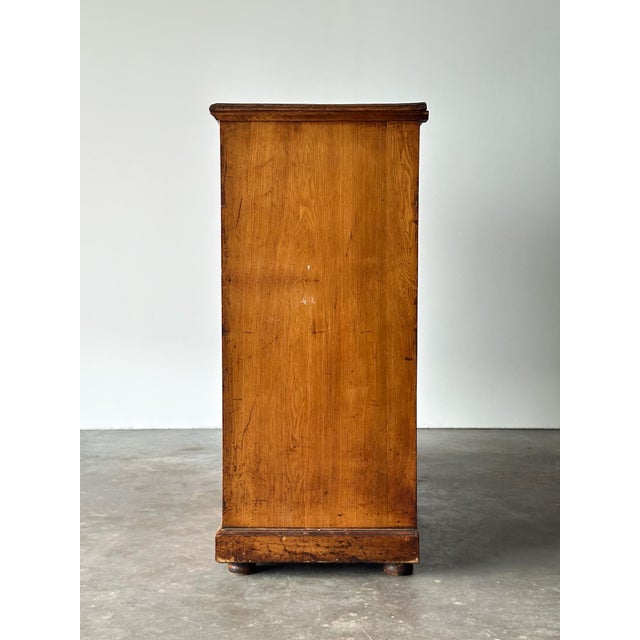 Jas Shoolbred & Co. Ash Chest of Drawers, England, 19th Century For Sale - Image 14 of 18