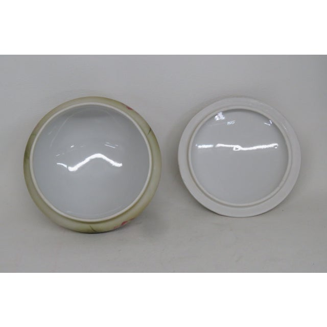 Nippon 3 Footed Floral Pattern Lidded Trinket Vanity Box 4573b For Sale - Image 9 of 17